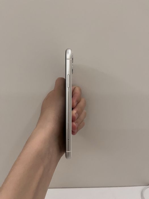 Продам Iphone 11 128gb
