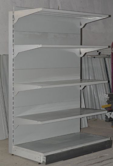 Метални стелажи за супермаркети и магазини