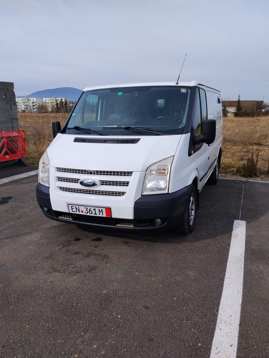 Vând Ford transit