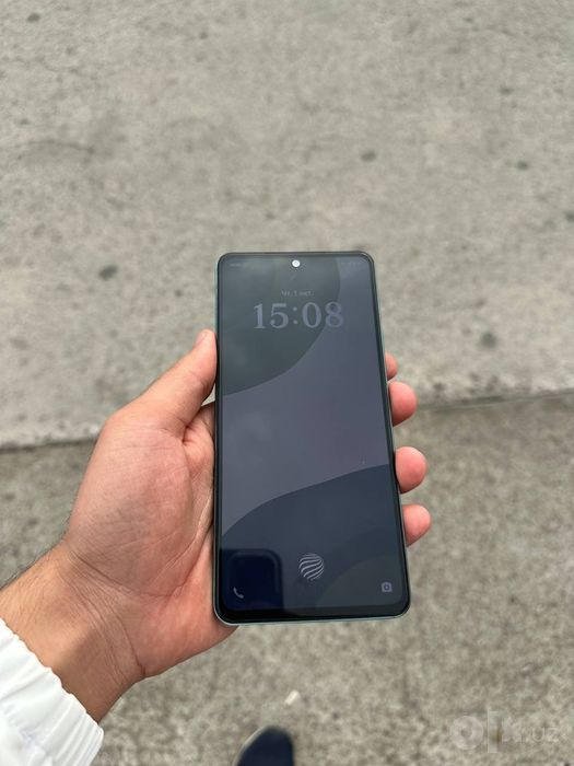 Telefon Vivo v 27e