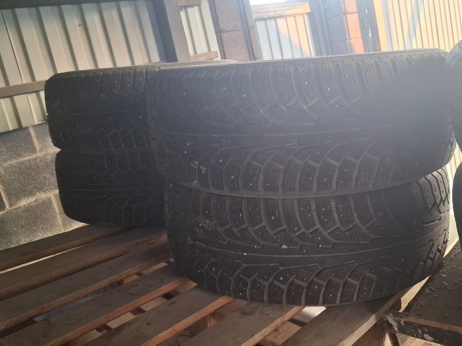 Шины зимние шипованные