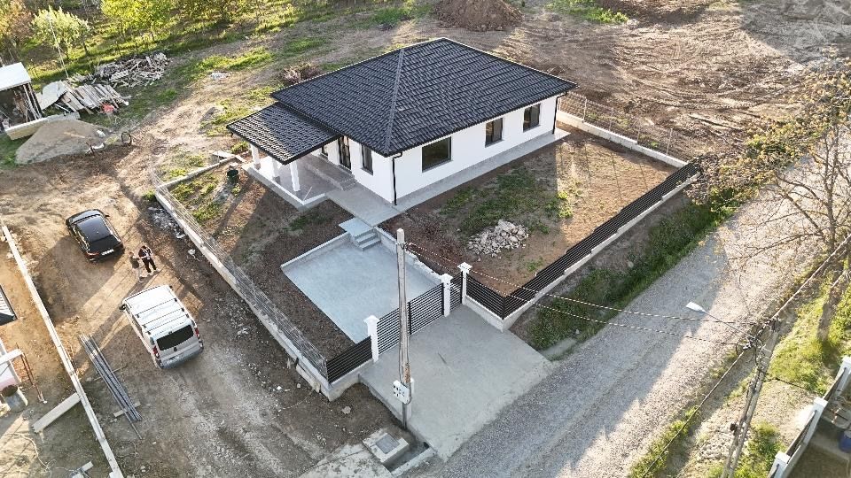 Casa de vanzare in Manastirea Doamnei