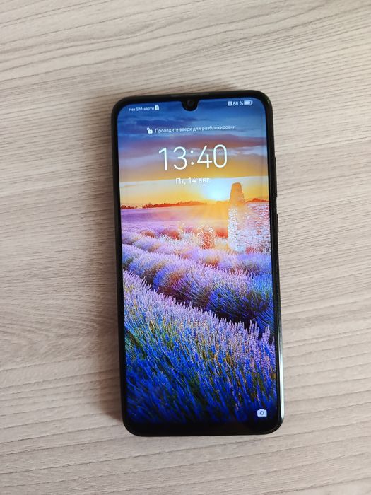 Смартфон Huawei P smart
