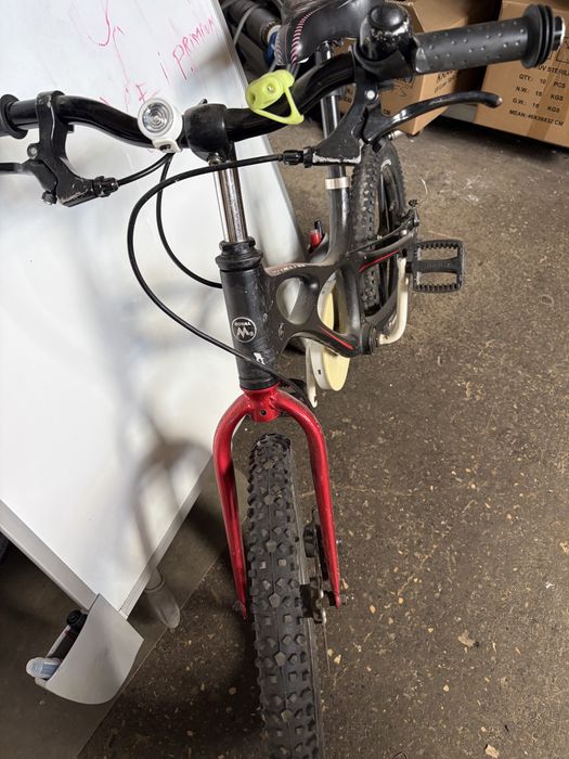 Bicicleta  copii 16’’ cu frane pe disc