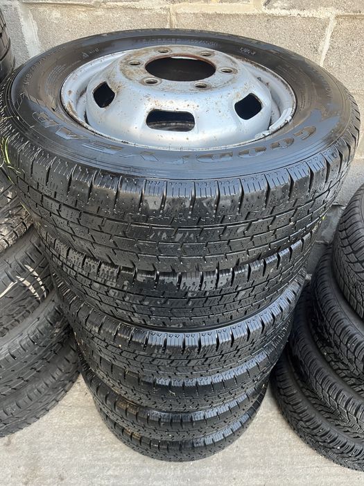 Джанти с гуми Iveco daily 16