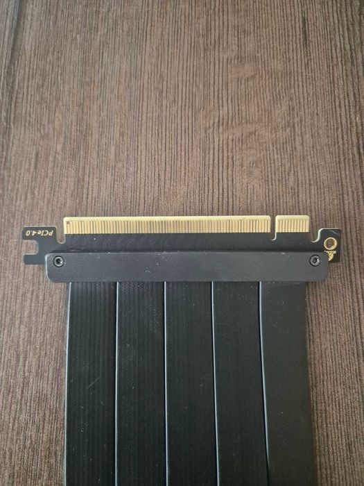 PCIe 4.0 x16 Riser Cable за видеокарта - 20/30/40/50 см