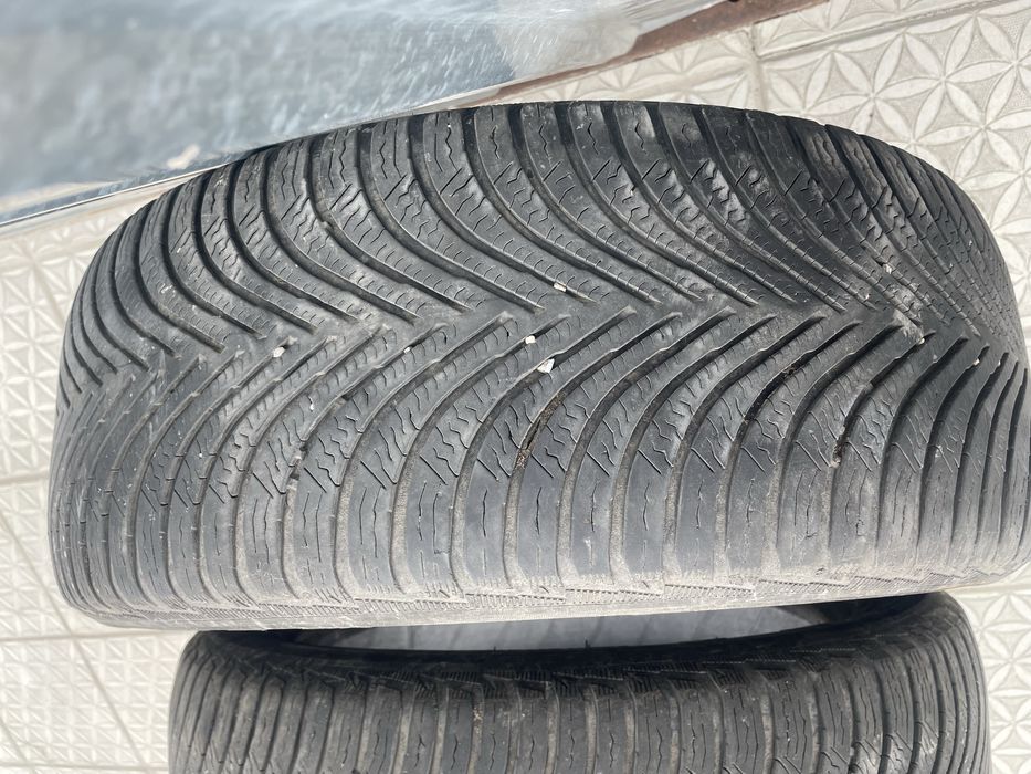 Продам резину r17