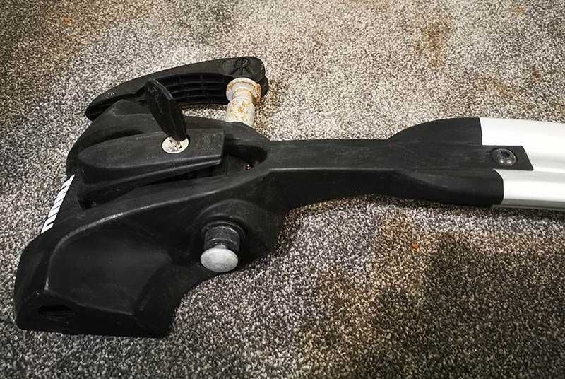 велобагажник THULE OutRide 561 стойка за велосипед за таван