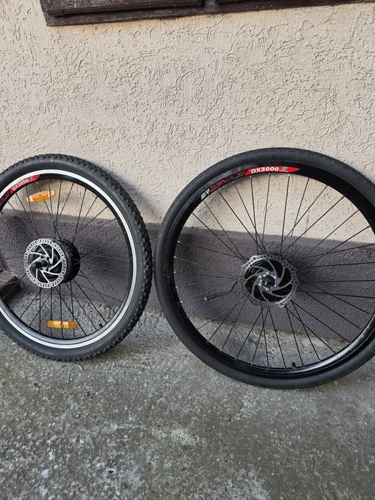 Incarcator giant si fisher 36v si diferite tipuri de roti.