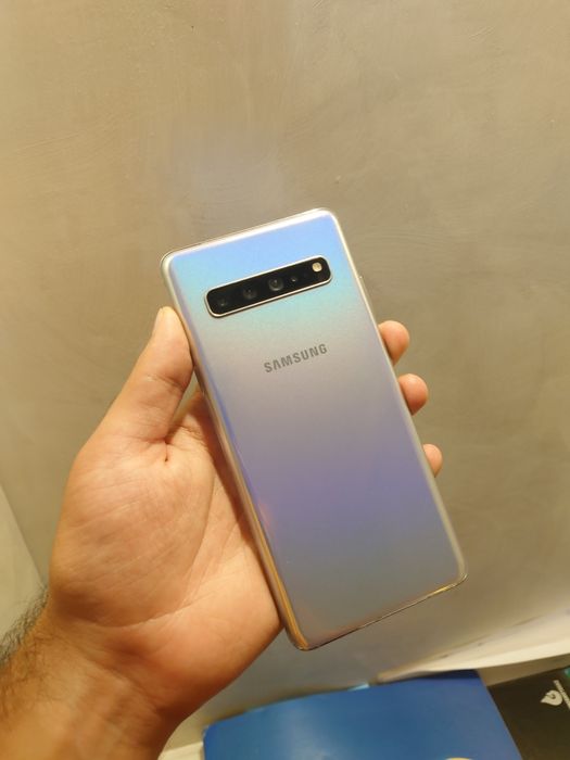 Samsung S10 5G  8/256 sotiladi srochna!