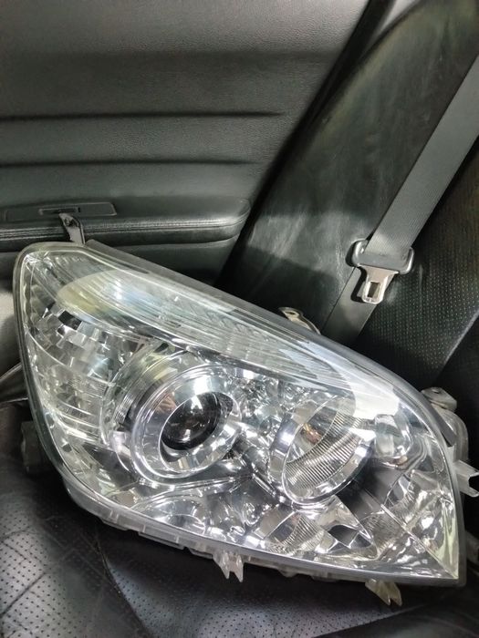 Фара передняя правая от раф 4