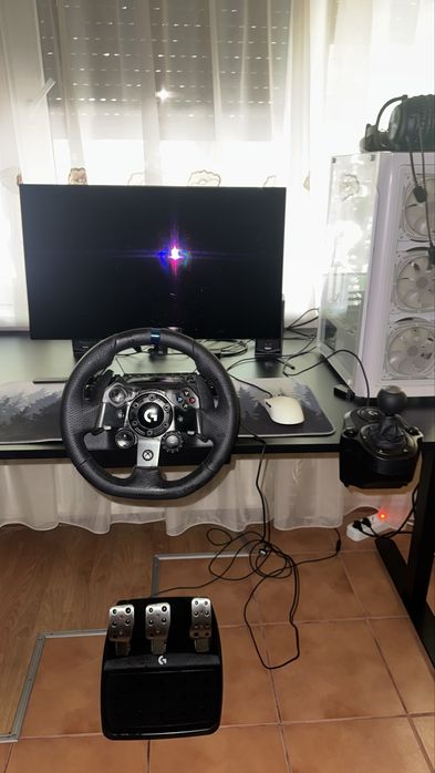 Volan Logitech G923 PC/Xbox + Schimbator Logitech