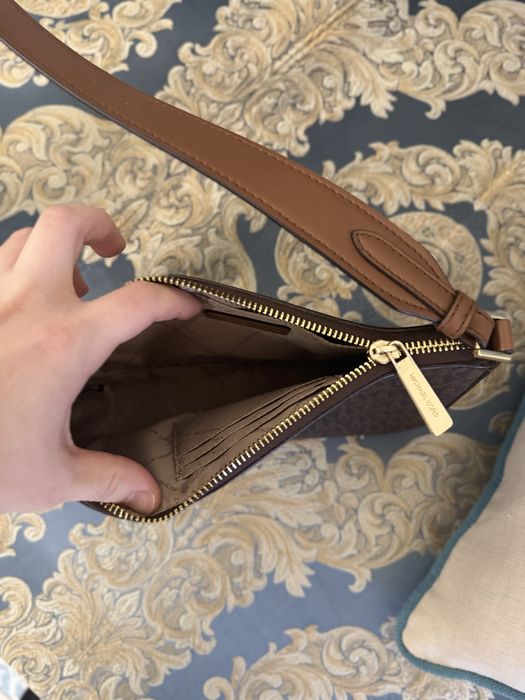 Продам сумку Michael kors оригинал