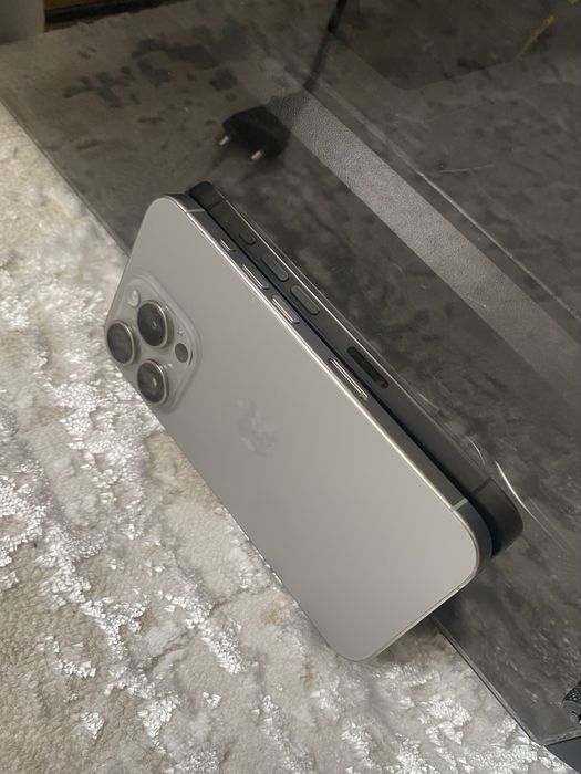 Продам iPhone 15 pro, 128gb
