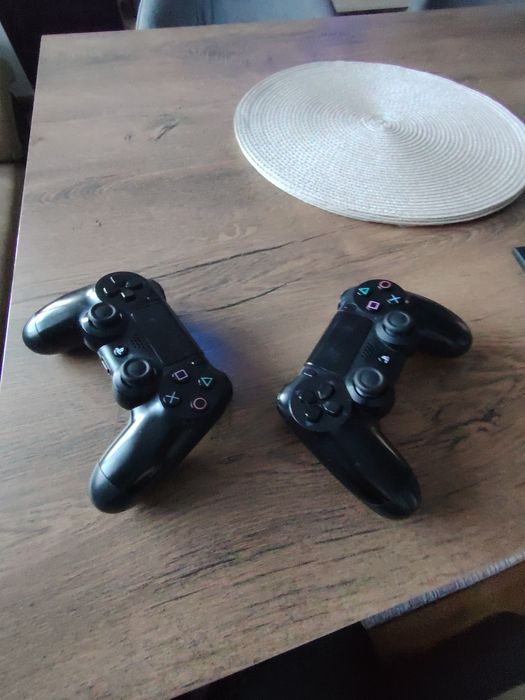 Ps4 в добро състояние
