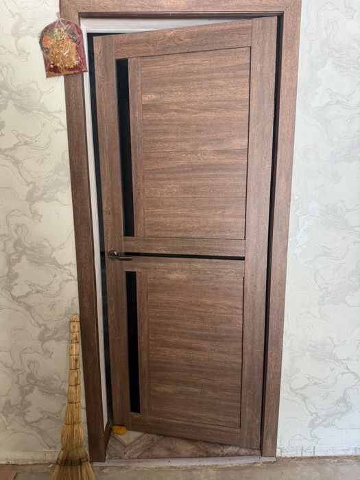 Двери межкомнатныйе 6 шт