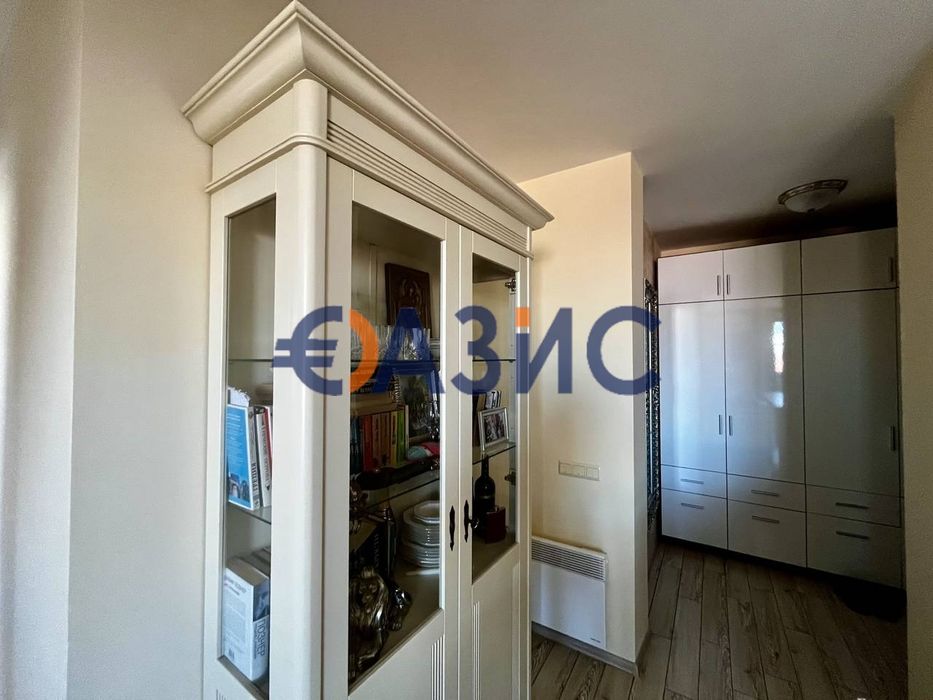 Продава се Четиристаен апартамент в Свети Влас - 110 кв.м за 1367 €/кв.м - Снимка #4
