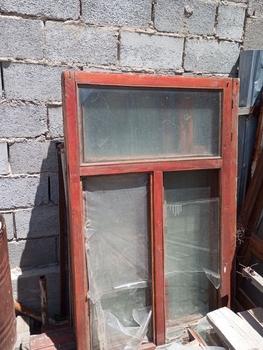 Окно      деревянное