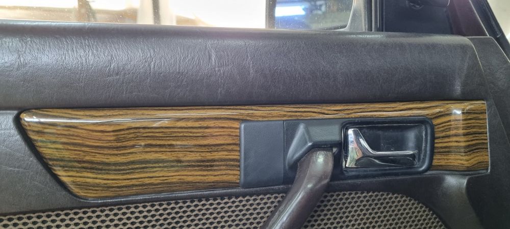 Продаю детали салона mercedes w 126 ,