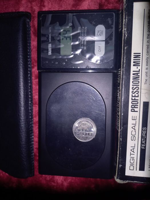 Продаю ювелирные весы.