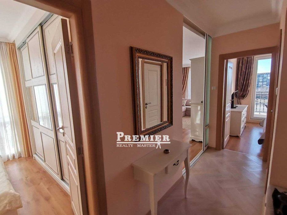 Продава се Тристаен апартамент в Бургас, Акациите - 75 кв.м за 1427 €/кв.м - Снимка #5