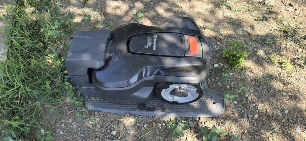 Автоматична косачка робот Husqvarna Auto Mower 305