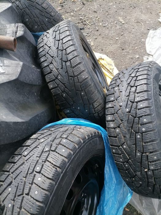 Продам диски с шинами