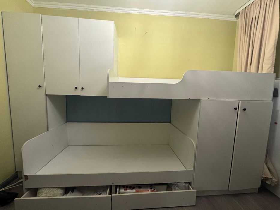 Продаётся детский мебельный комплекс