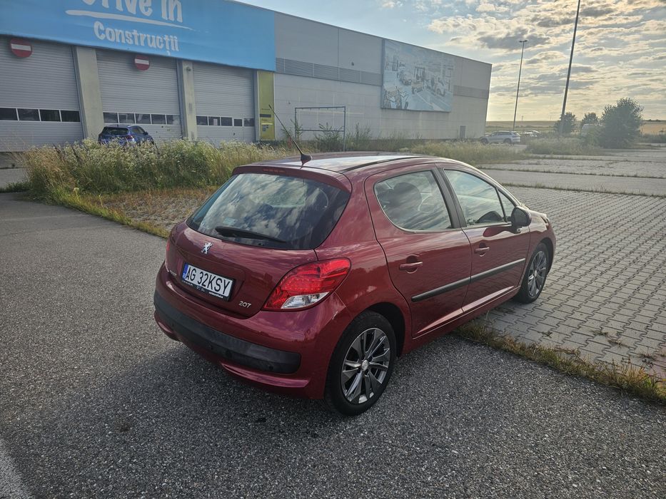 Peugeot 207 2010 99400 km