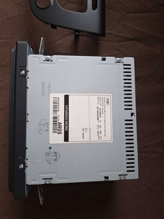 Оригинално Радио централен панел Киа Сийд 2015г.