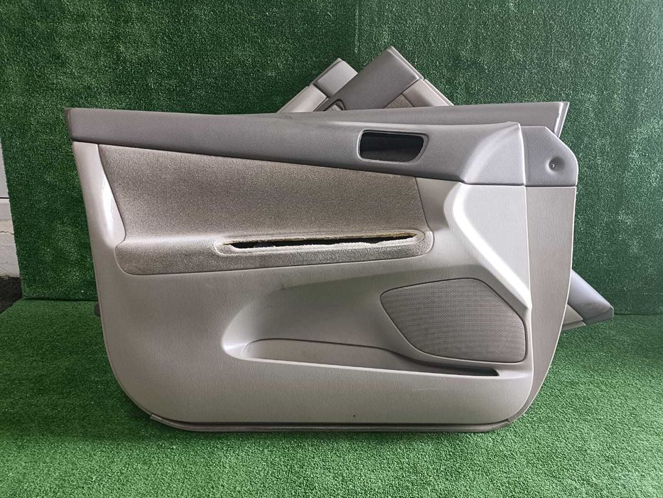 Дверные обшивки от Toyota Camry 30 35