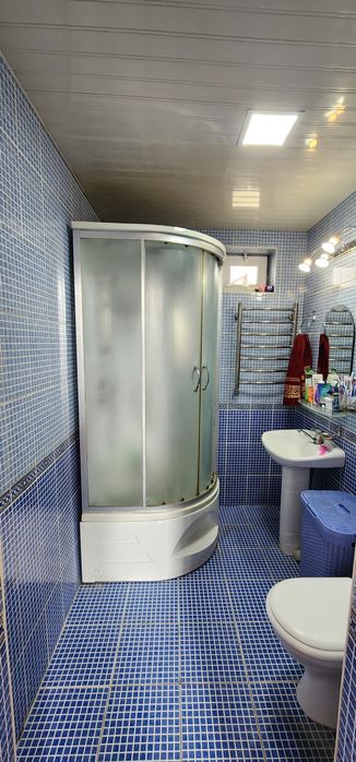 Уй Учаска сотилади 6 сотих 6 хона