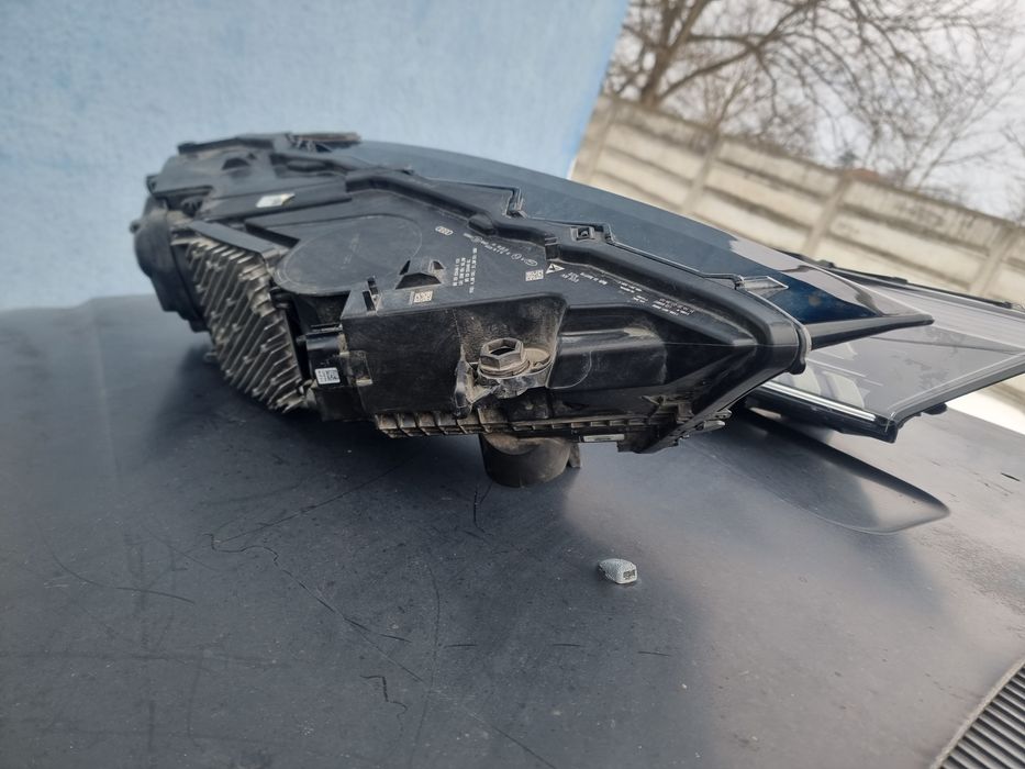 Far stanga dreapta audi Q7 facelift cod 4M0941039C 4M0941040C