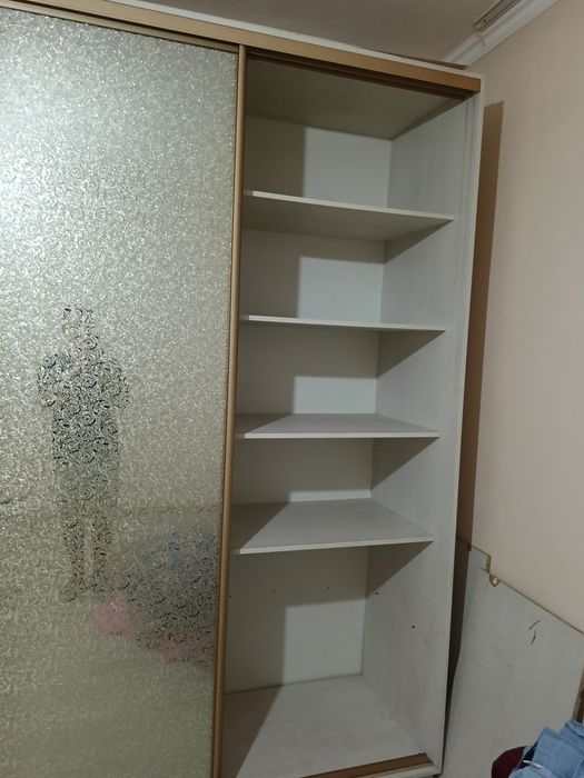 Шкаф на продажу срочно