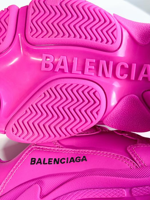 Balenciaga Triple S Pink