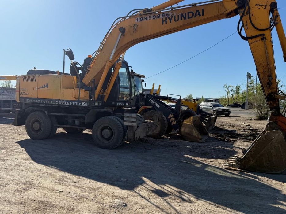 Экскаватор Hyundai R210W-7