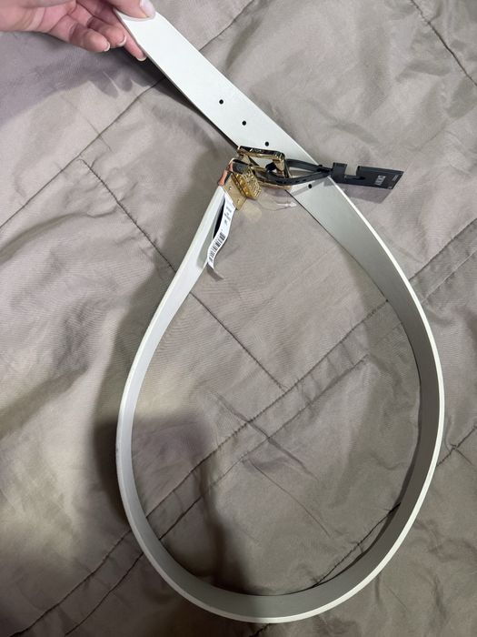 Колан DKNY с две лица