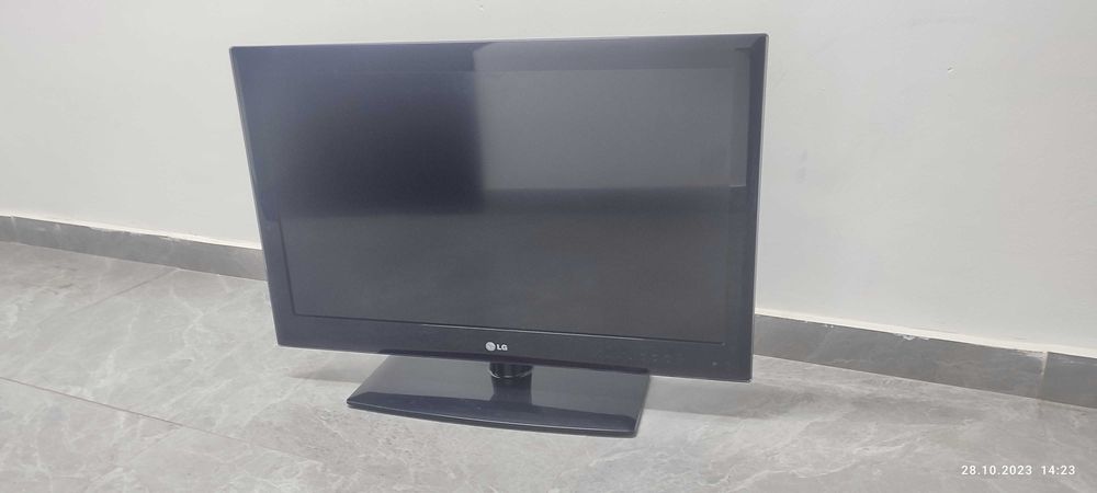 Продаю телевизор Lg на запчасти