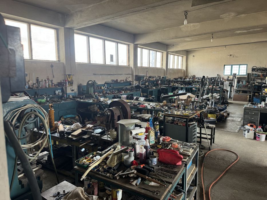 Atelier complet vand sau inchiriez banc presa masini utilaj freza mese