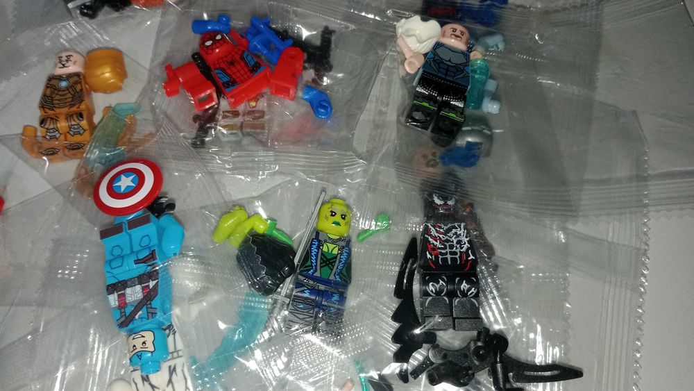 Lego фигурки. Лего человечки