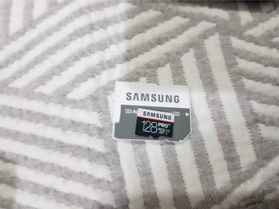 Sony FDR Ax100E + microSD 128gb