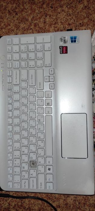 Ноутбук Sony vaio SVE151C11V