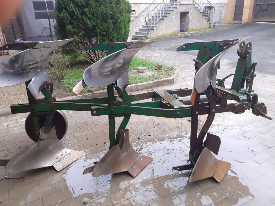 Plug 3 brazde reversibil automat Gassner