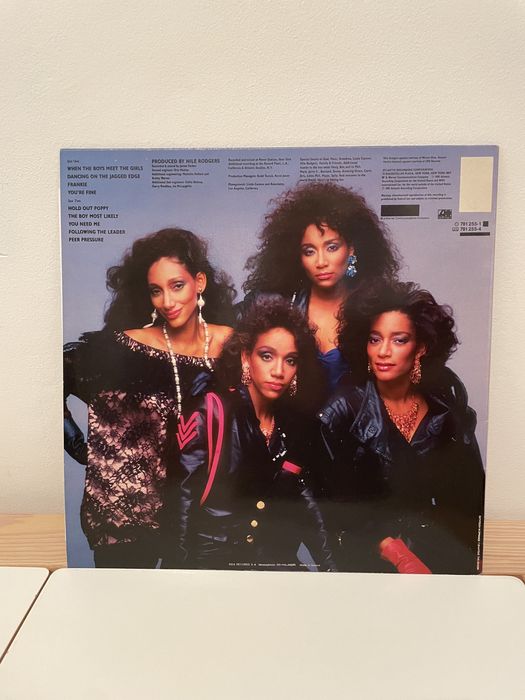 Грамофони плочи - Chic, Sister Sledge, Linx, Tom Jones