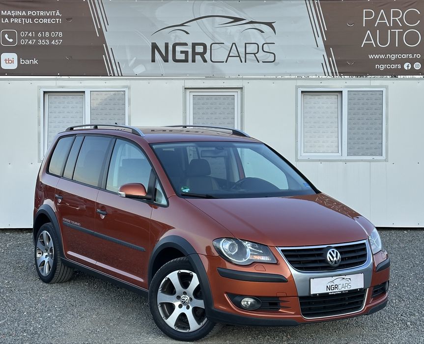 VOLKSWAGEN Touran 2009 — imagine 4