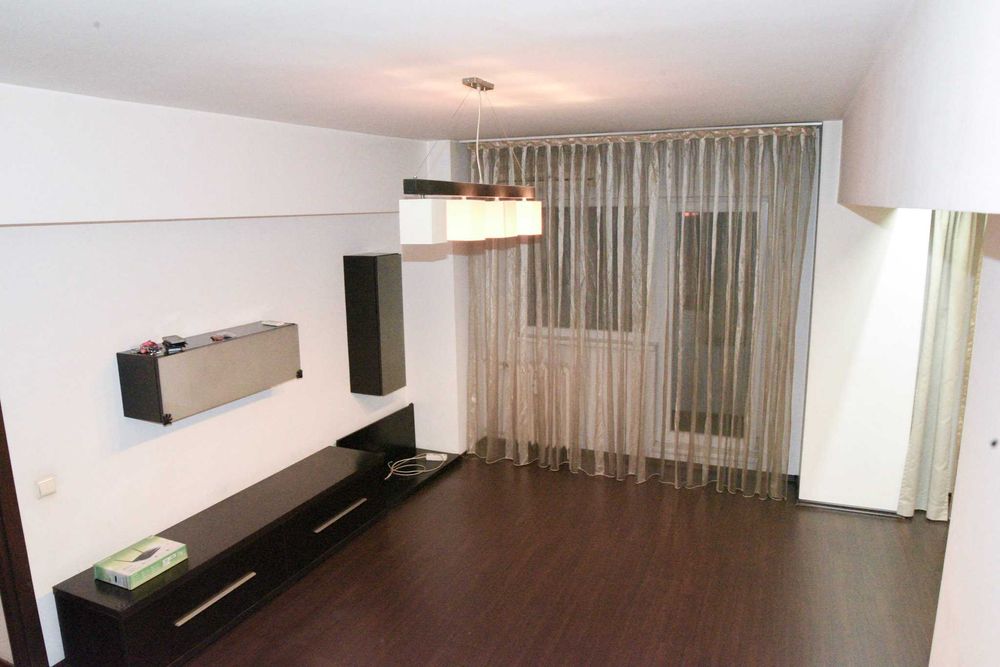 Proprietar - Inchiriez Ap 3 cam. Dristor, Metrou,