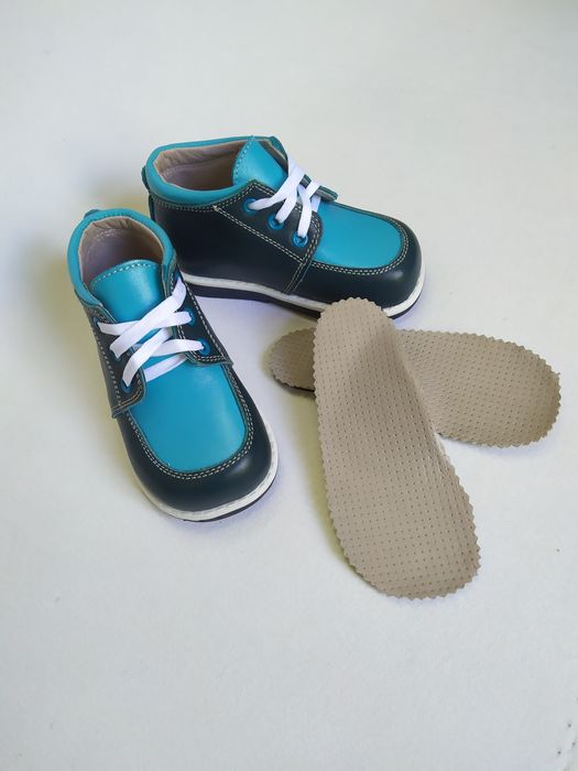 Детская ортопедическая и модельная обувь