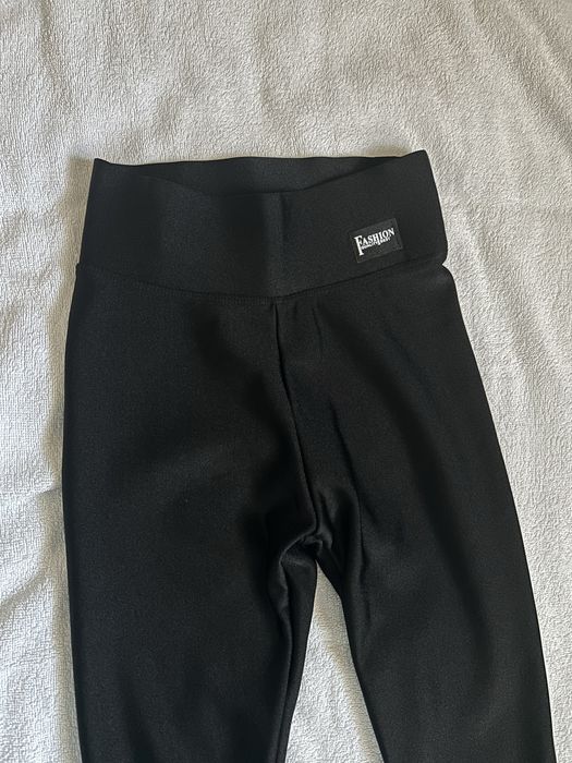 Colanti vatuiti marimea L (merg la S/XS]
