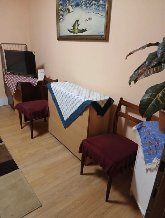 Vand garsoniera in zona decebal