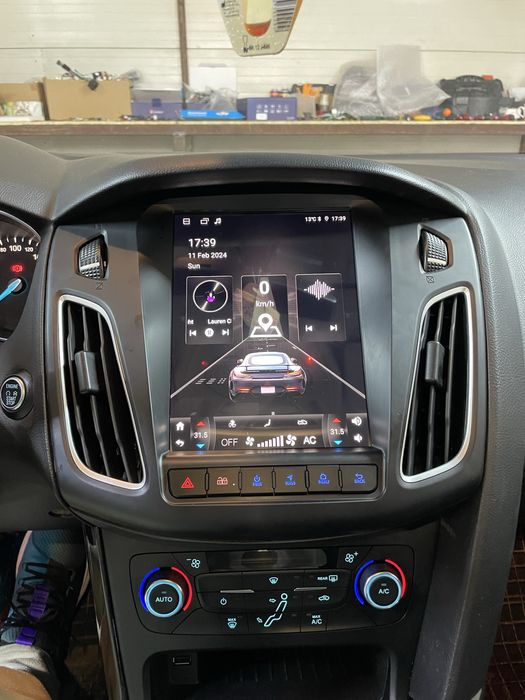 Navigatie Android Ford Focus 3 Tip Tesla